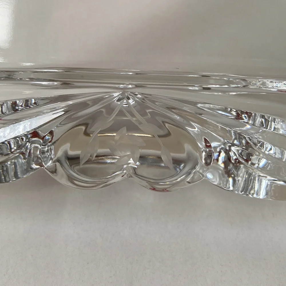 Beautiful Heavy Glass 5x7 Picture Frame - Picture 6 of 7